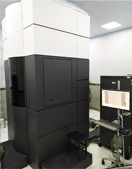 双球差校正透射电子显微镜